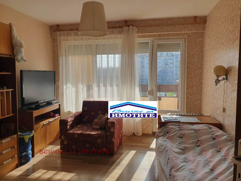 Продава  3-стаен град Русе , Чародейка - Юг , 82 кв.м | 82003747 - изображение [2]