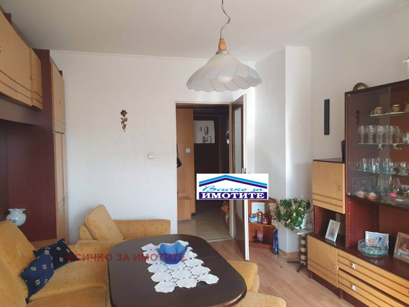 Продава  3-стаен, град Русе, Чародейка - Юг • 87 000 EUR • ID 27750550 — holmes.bg - [1] 