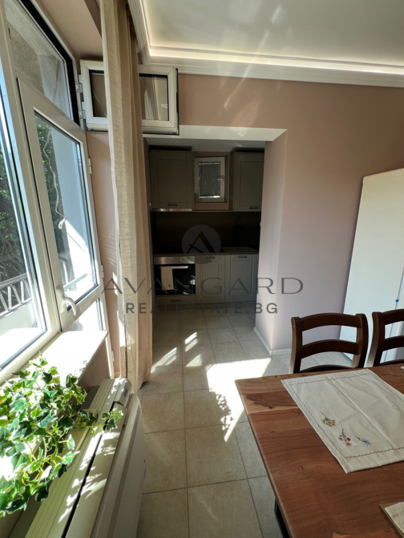 De vânzare  2 dormitoare Plovdiv , Țentâr , 130 mp | 84478758 - imagine [8]