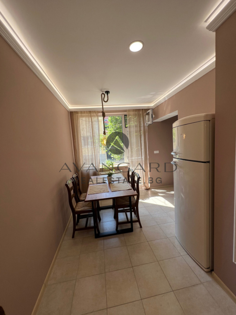 De vânzare  2 dormitoare Plovdiv , Țentâr , 130 mp | 84478758 - imagine [10]