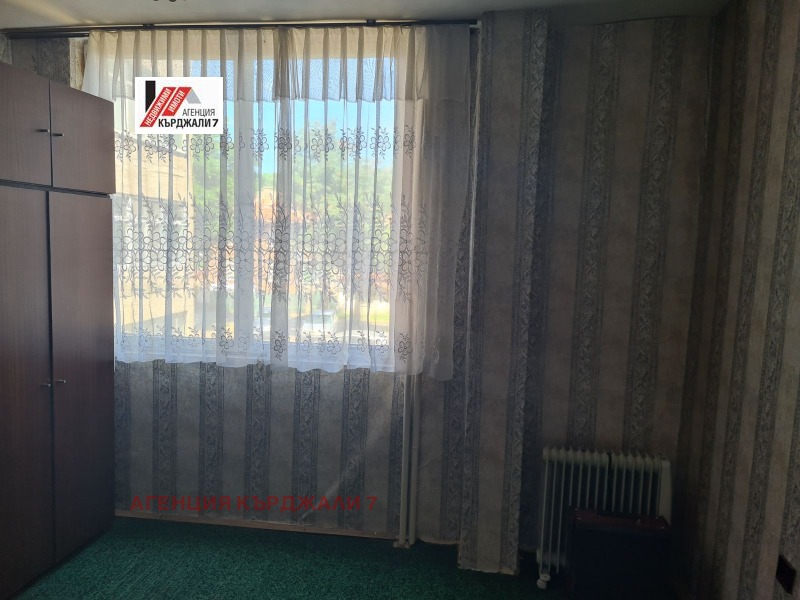 Na sprzedaż  3 sypialnie Kardżali , Centar , 87 mkw | 74760014 - obraz [6]
