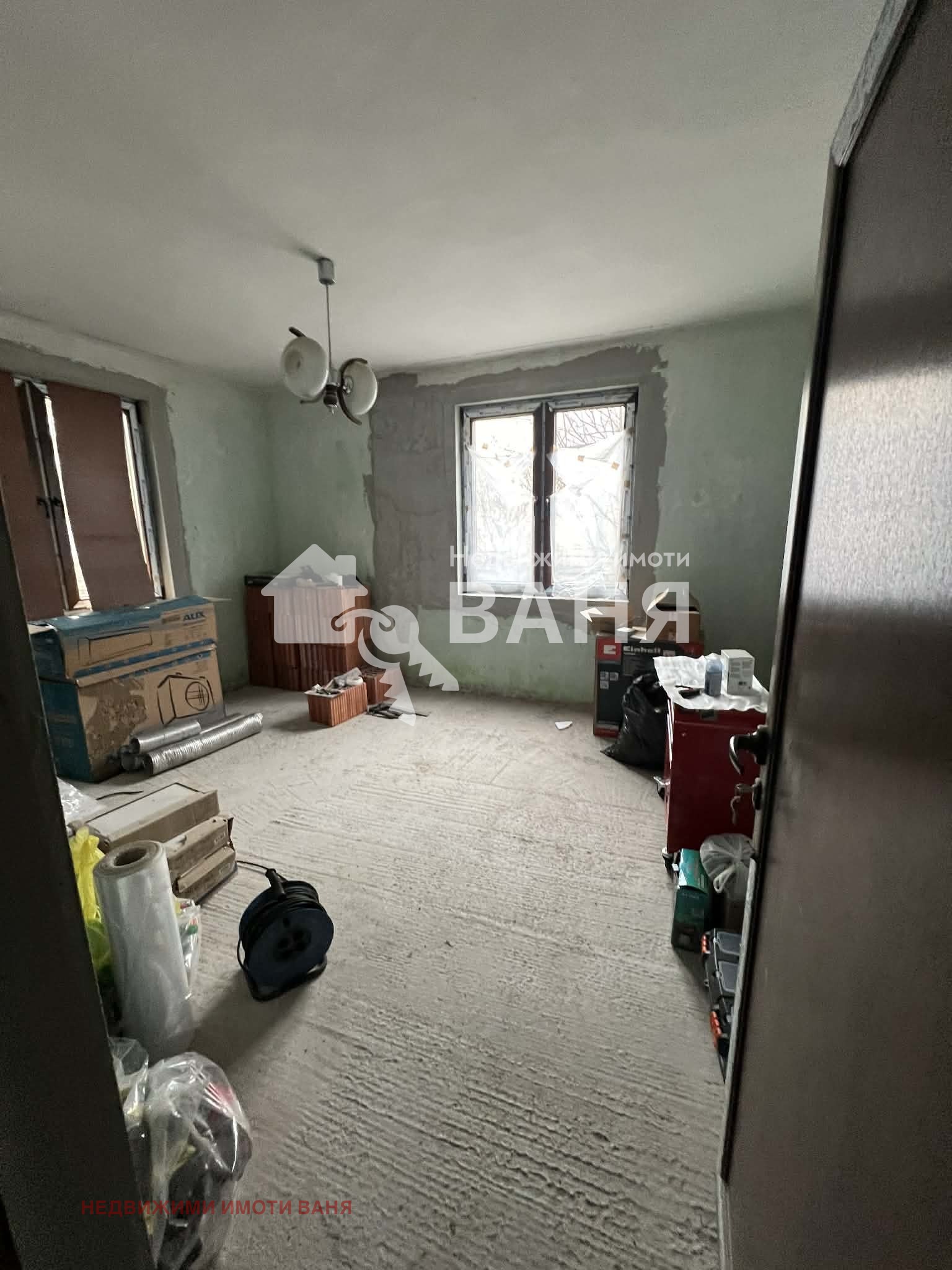 Продава ЕТАЖ ОТ КЪЩА, гр. Карлово, област Пловдив, снимка 8 - Етаж от къща - 53959112