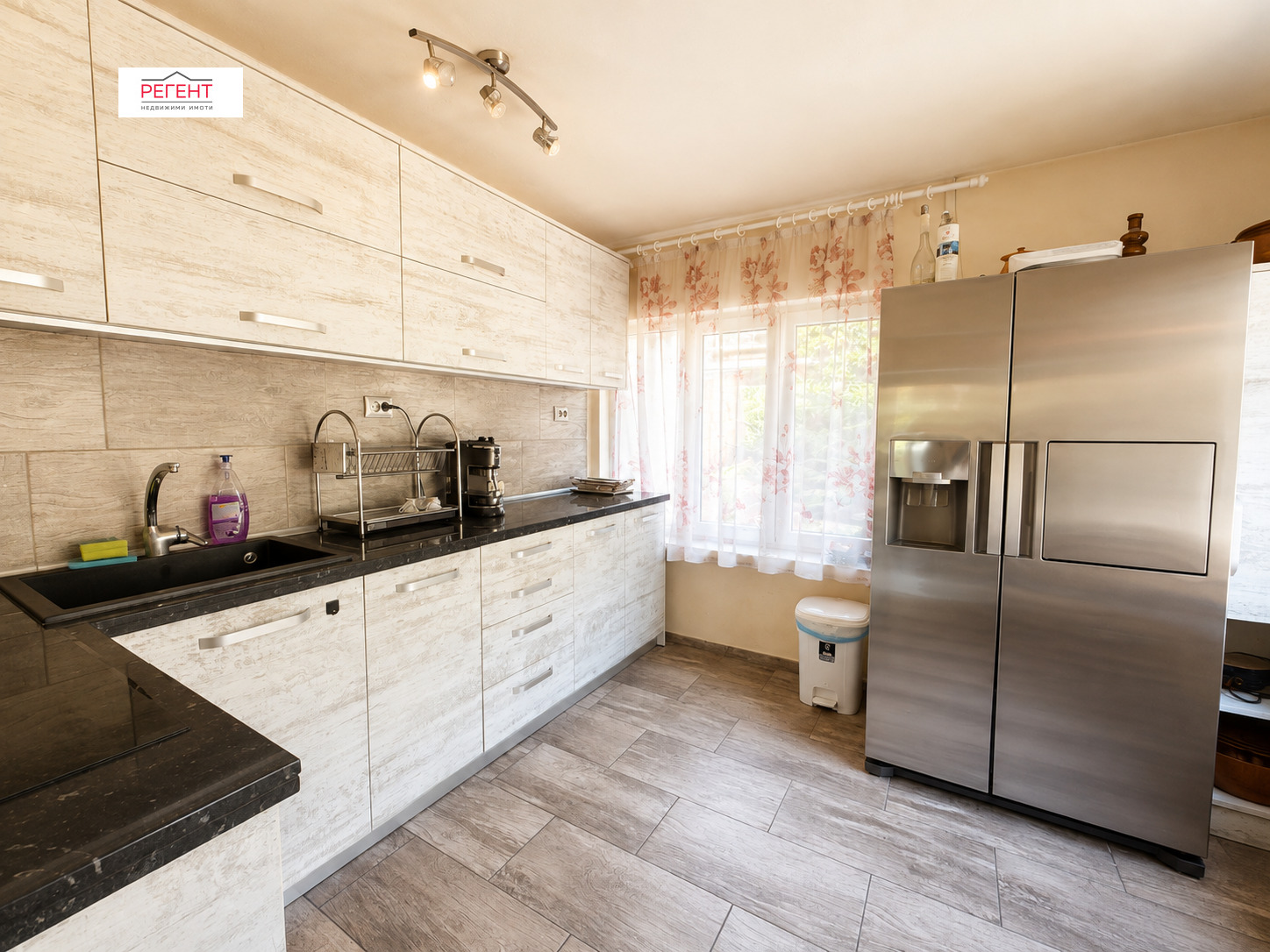 Продава КЪЩА, гр. Габрово, Център, снимка 9 - Къщи - 55625960