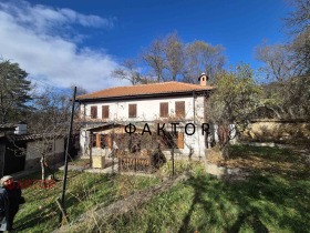 House Svezhen, region Plovdiv 1