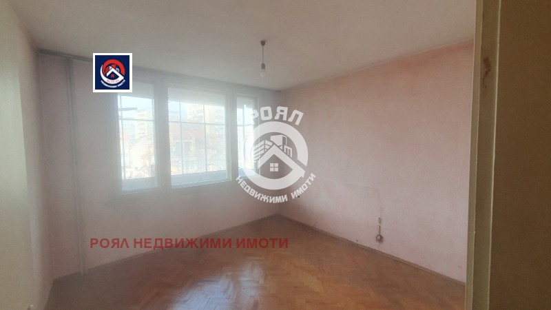 Продава 4-СТАЕН, гр. Пловдив, Каменица 2, снимка 2 - Aпартаменти - 49092536