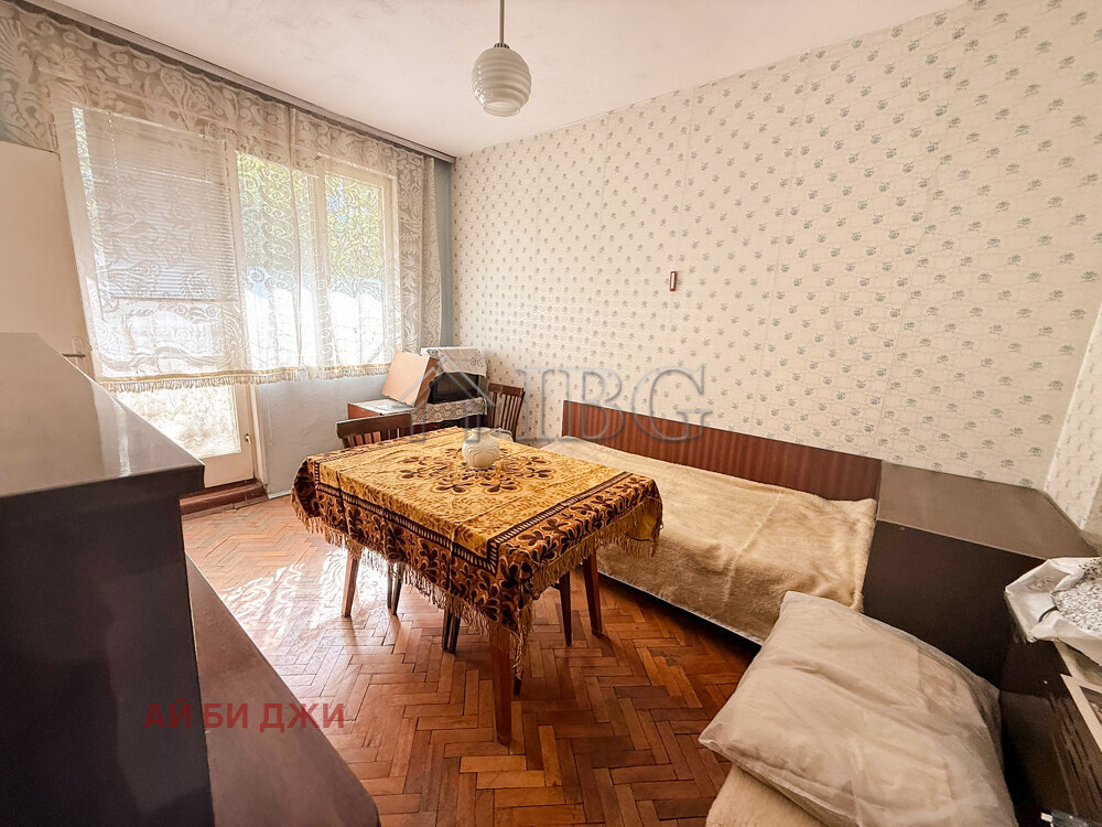 Продава  2-стаен град Русе , Дружба 2 , 41 кв.м | 47177708