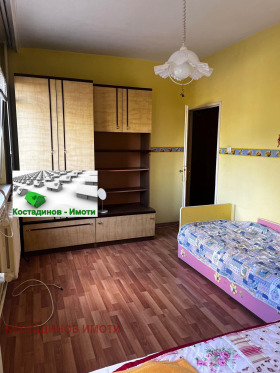 2 Schlafzimmer Trakija, Plowdiw 8