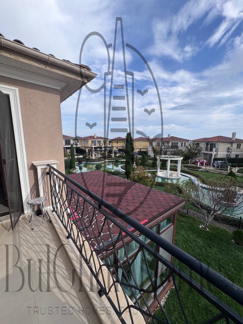 Продава КЪЩА, гр. Поморие, област Бургас, снимка 11 - Къщи - 52392075