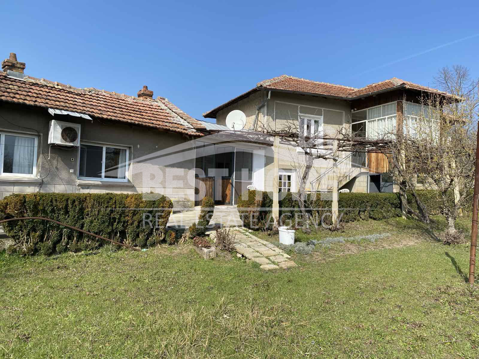 Продава КЪЩА, с. Дъбравино, област Варна, снимка 11 - Къщи - 53922661