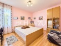 Продава КЪЩА, град Варна, Възраждане 4 • 311000 € • 81563341 12
