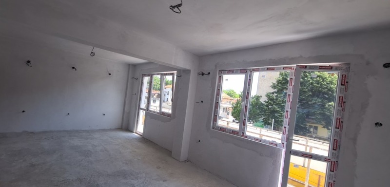 Продава 2-СТАЕН в област Ловеч, гр. Луковит - 85 кв.м / 72 250 € » 141 308.72 лв., ТОП ИМОТИ - ВТ