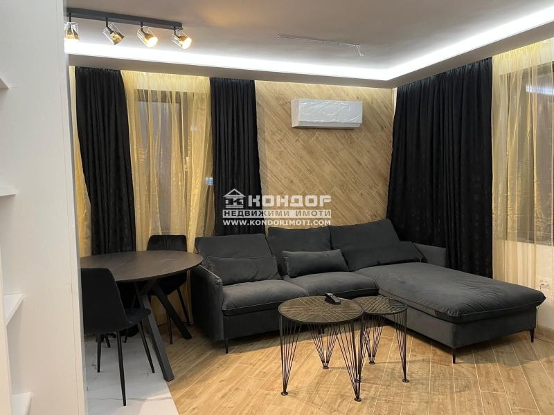 Продава  3-стаен град Пловдив , Център , 94 кв.м | 17622745