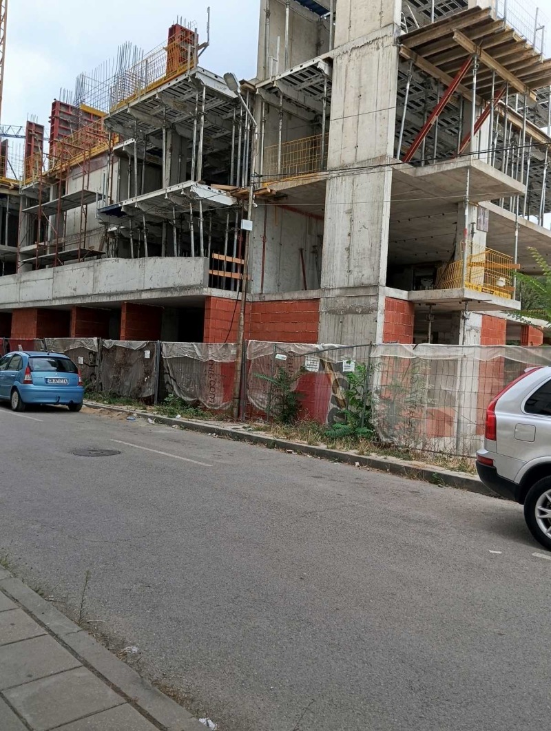 Eladó  2 hálószobás Sofia , Zona B-5 , 135 négyzetméter | 30662436 - kép [3]