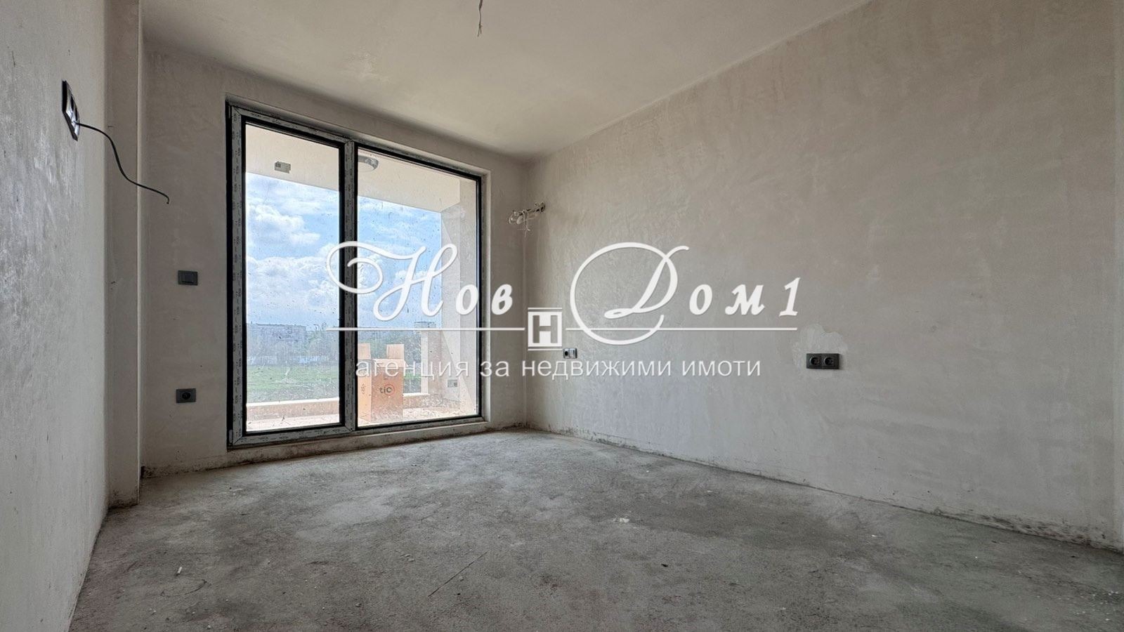 Продава 4-СТАЕН, гр. Пловдив, Остромила, снимка 2 - Апартаменти - 51901147