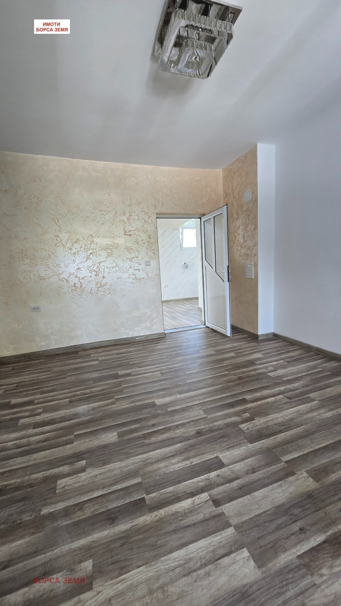 Продава 4-СТАЕН, гр. Търговище, Център, снимка 6 - Апартаменти - 56098568