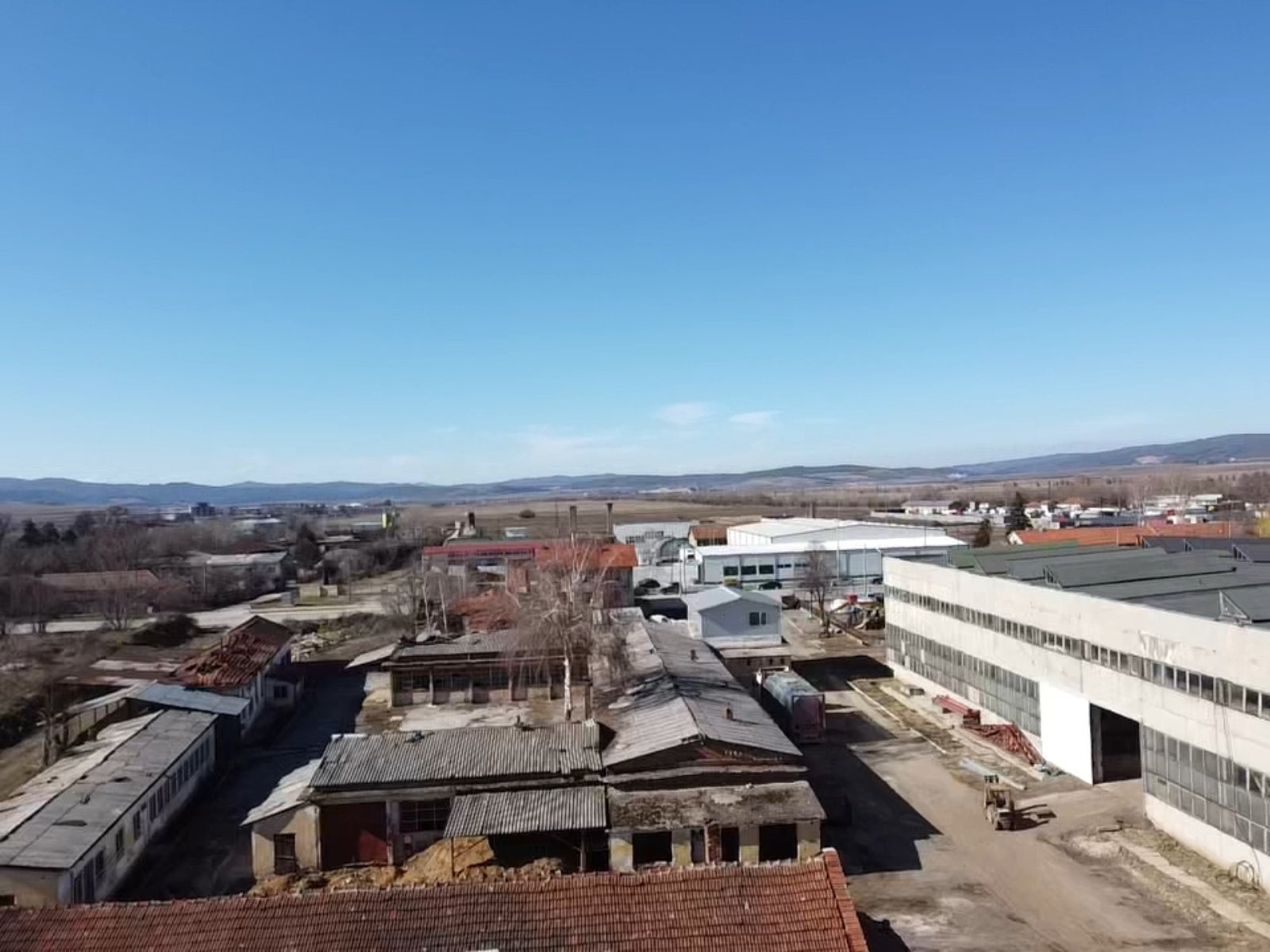 Продава ПРОМ. ПОМЕЩЕНИЕ, гр. Елин Пелин, област София област, снимка 2 - Производствени сгради - 54146331