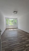 Продава  4-стаен град Търговище , Център , 90 кв.м | 87660488 - изображение [9]