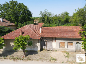 Talo Draganovo, Veliko Tarnovo alue 1