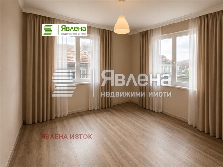 Продава 2-СТАЕН, гр. София, Център, снимка 2 - Апартаменти - 55016815