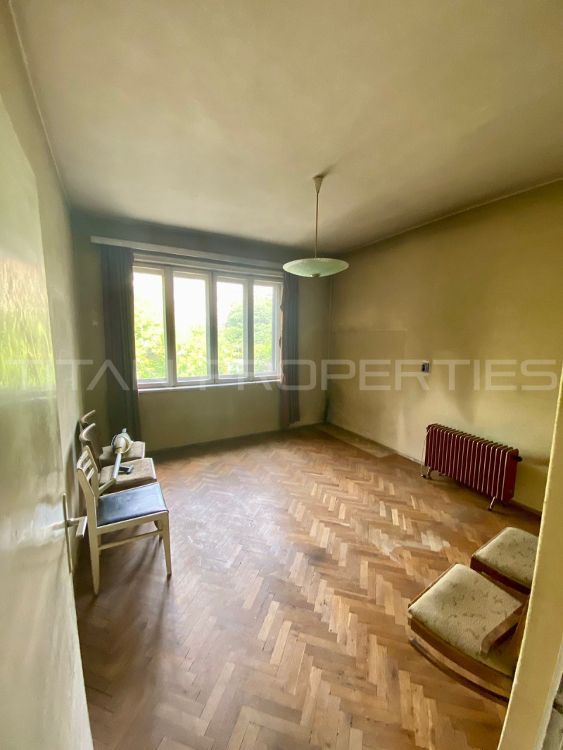 De vânzare  2 dormitoare Plovdiv , Sâdiisci , 86 mp | 52244856 - imagine [2]