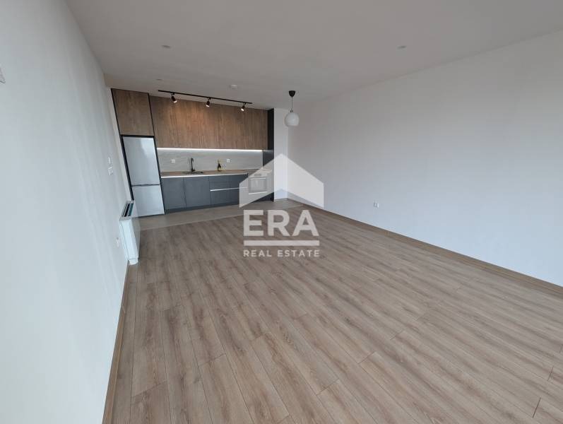 Продава 3-СТАЕН, гр. Шумен, Пазара, снимка 2 - Апартаменти - 53886921