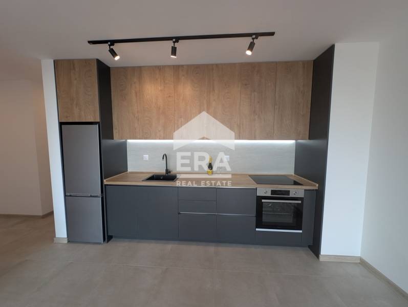 Продава 3-СТАЕН, гр. Шумен, Пазара