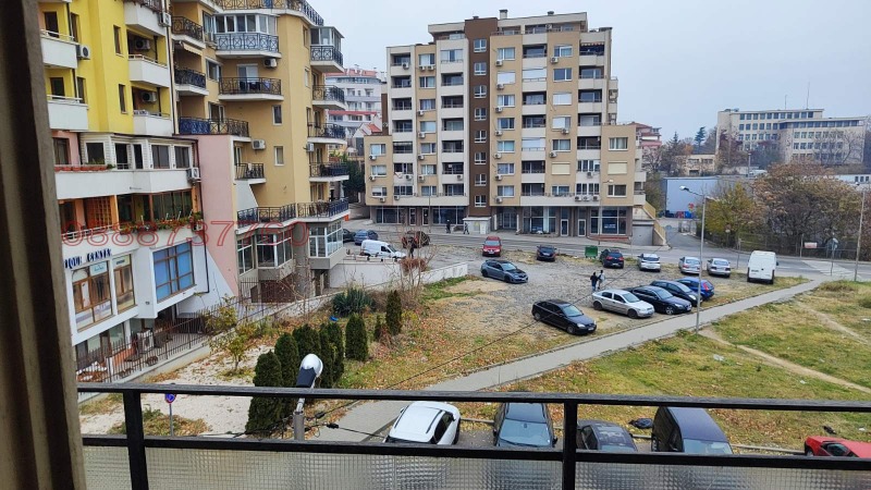 Продава 4-СТАЕН, гр. Стара Загора, Три чучура - център, снимка 10 - Апартаменти - 52784413