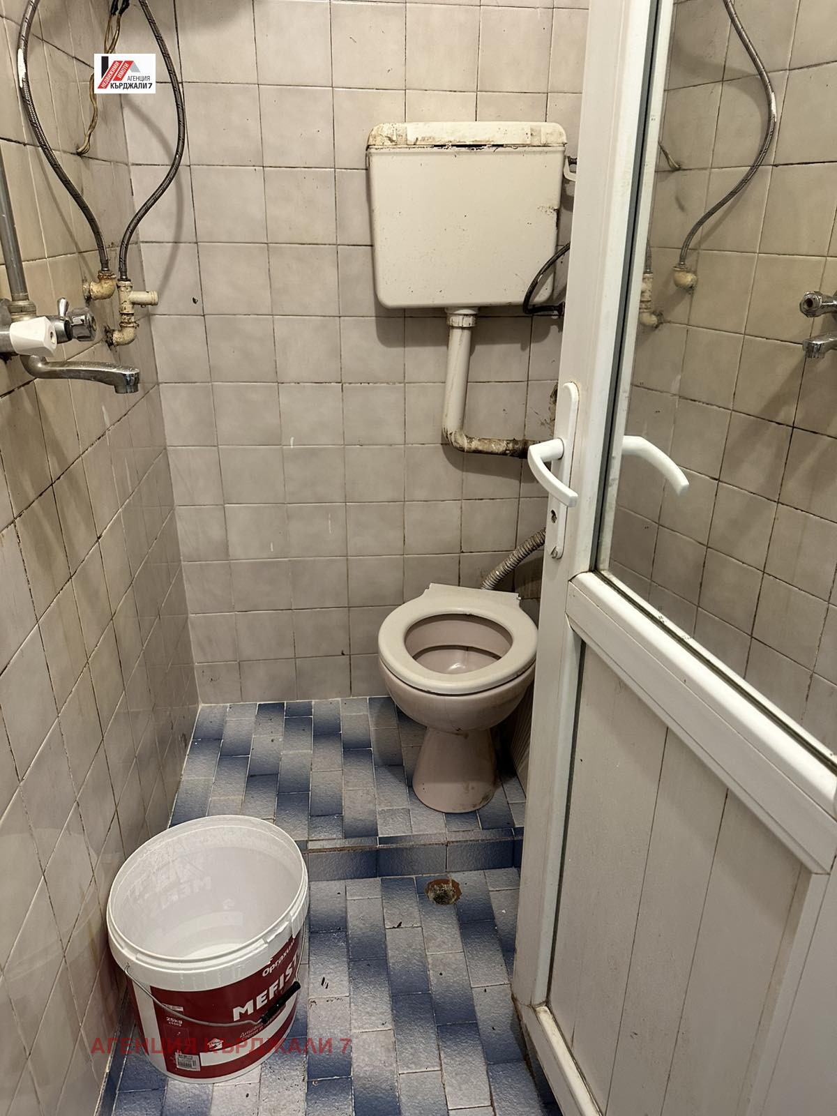 Продава 2-СТАЕН, гр. Кърджали, Център, снимка 3 - Апартаменти - 53993679