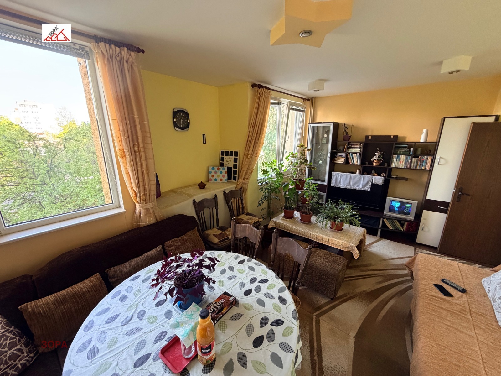 Продава 2-СТАЕН, гр. Враца, Дъбника, снимка 2 - Апартаменти - 54343035