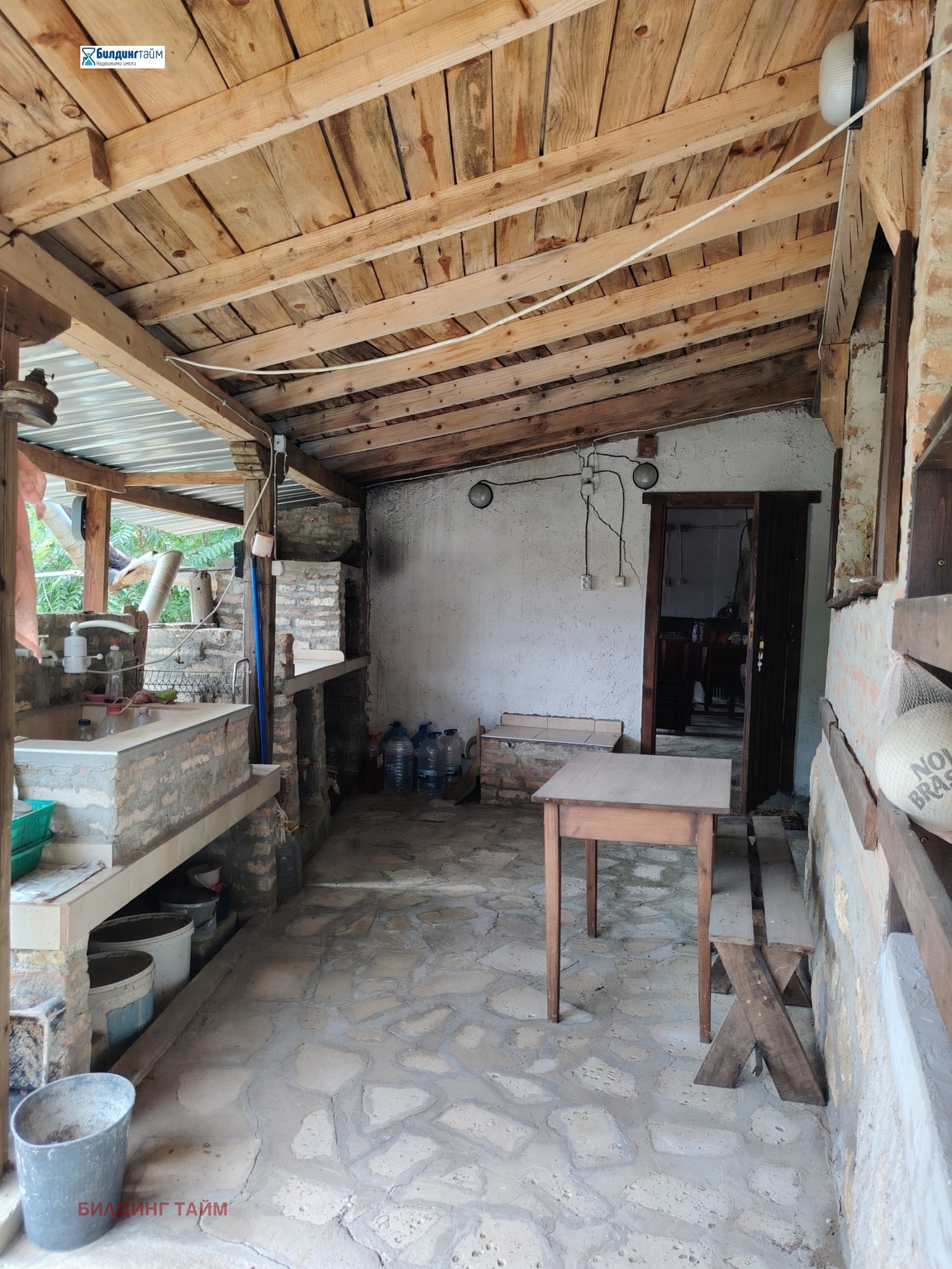 Продава КЪЩА, с. Черни връх, област Шумен, снимка 2 - Къщи - 56329610