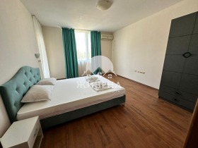 2 slaapkamers Acheloj, regio Boergas 4