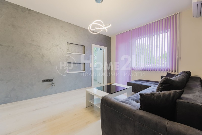 Myytävänä  1 makuuhuone Sofia , Zona B-18 , 52 neliömetriä | 27574932 - kuva [2]