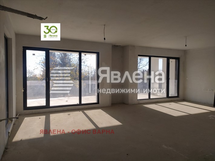 Продава КЪЩА, гр. Варна, Виница, снимка 8 - Къщи - 49510513