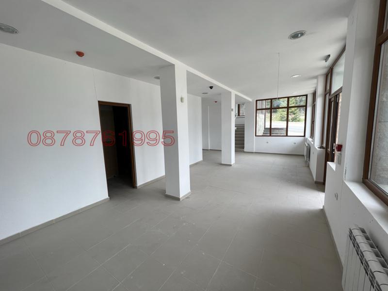 Продава ХОТЕЛ, к.к. Пампорово, област Смолян, снимка 15 - Хотели - 52820382