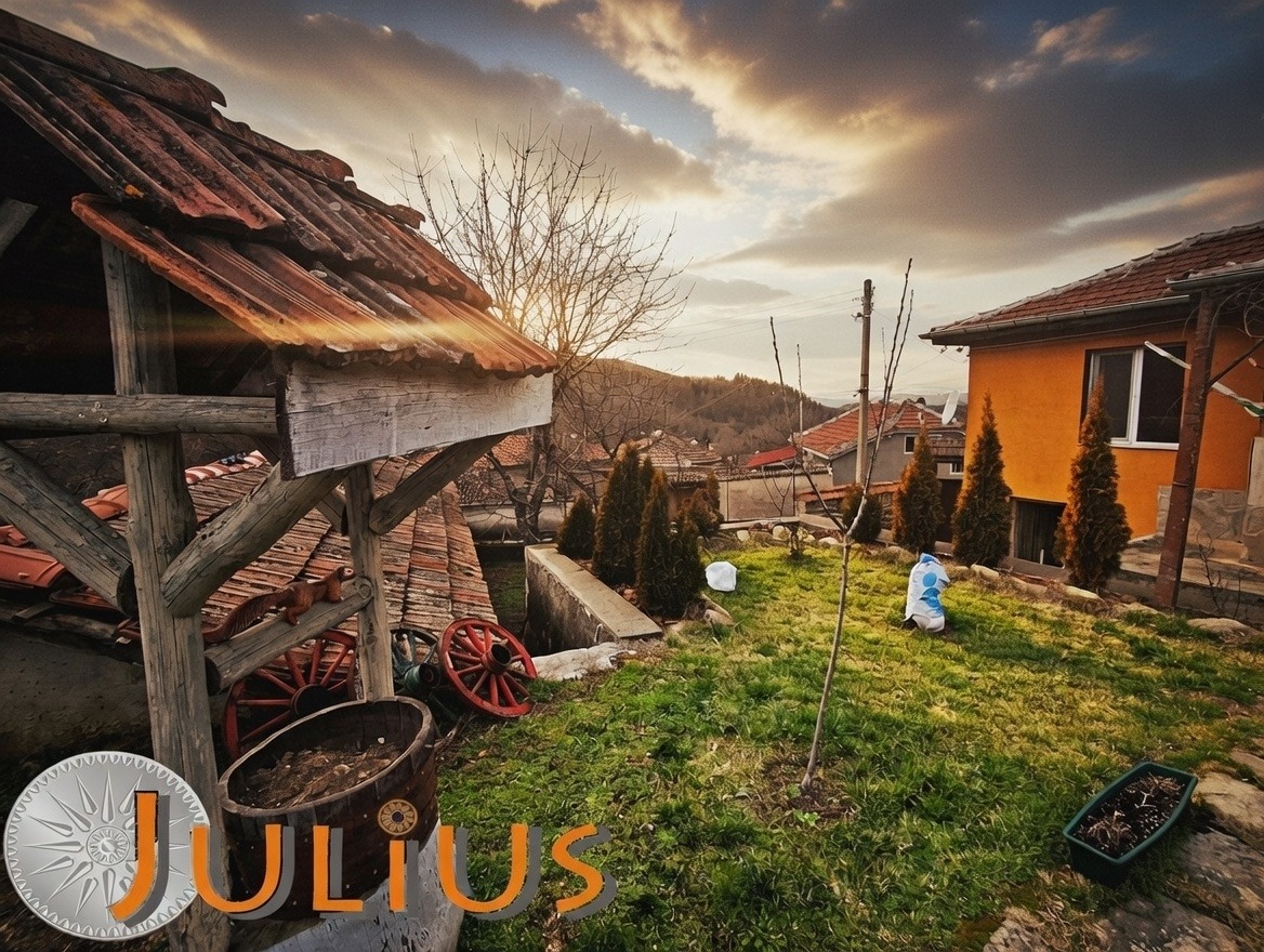 Продава МНОГОСТАЕН, гр. Карлово, област Пловдив