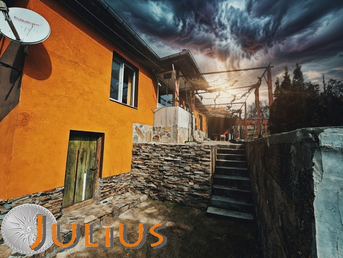 Продава КЪЩА, гр. Карлово, област Пловдив, снимка 4 - Къщи - 53650369