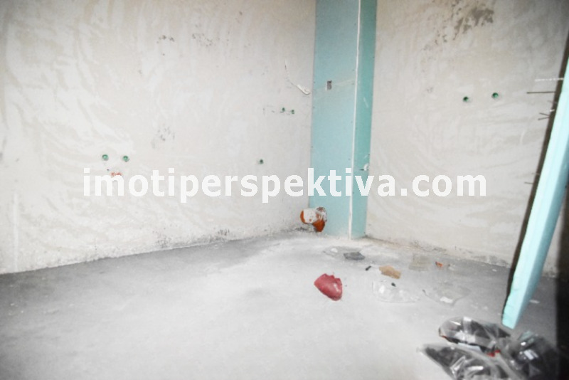 Продава 2-СТАЕН, гр. Пловдив, Кючук Париж, снимка 5 - Апартаменти - 55737641