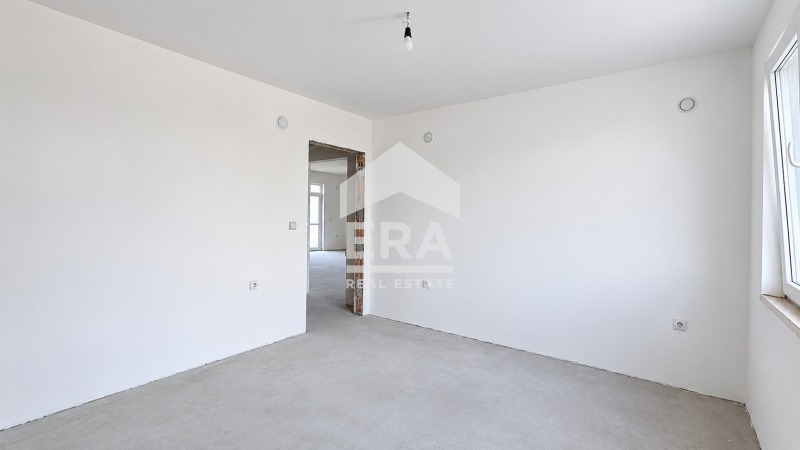 Продава 2-СТАЕН, гр. Търговище, Вароша, снимка 4 - Апартаменти - 55887013