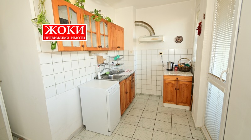 Продава  3-стаен град Перник , Рено , 98 кв.м | 27340309 - изображение [2]