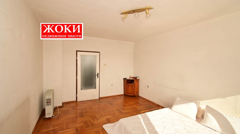 Продава  3-стаен град Перник , Рено , 98 кв.м | 27340309 - изображение [4]