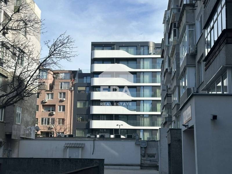 Продава 3-СТАЕН, гр. Варна, Център