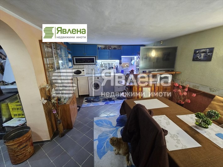 Продава КЪЩА, с. Безден, област София област, снимка 5 - Къщи - 52727086