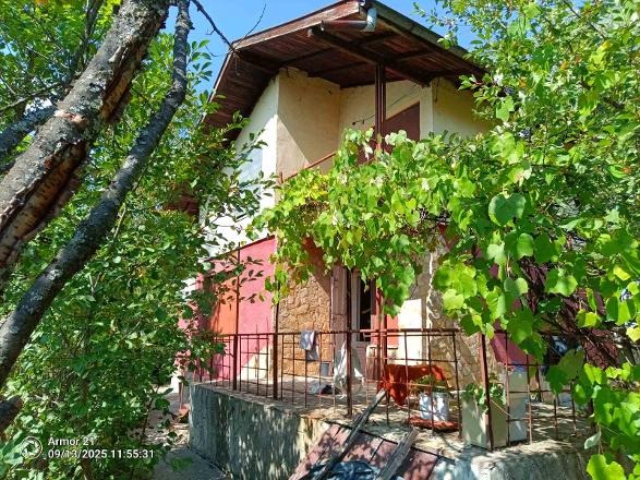 Продава КЪЩА, с. Радуй, област Перник, снимка 2 - Къщи - 56216356
