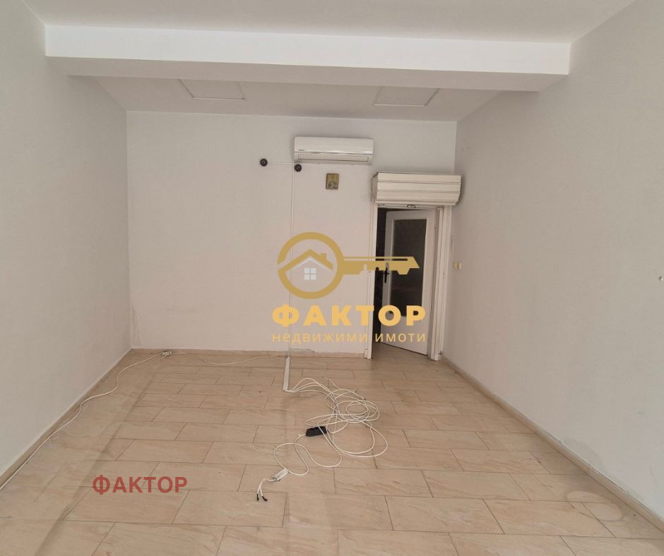 Продава МАГАЗИН, гр. Перущица, област Пловдив, снимка 2 - Магазини - 51688343