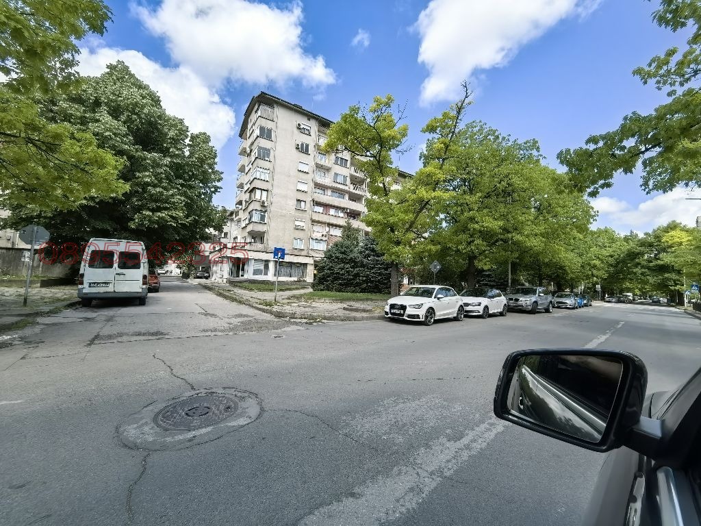 Продава ГАРАЖ, ПАРКОМЯСТО, гр. Ловеч, Център, снимка 7 - Гаражи и паркоместа - 54791567