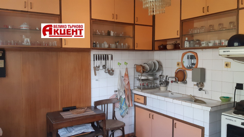 Продава  3-стаен град Велико Търново , Света гора , 90 кв.м | 87073275