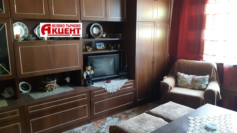 Продава  3-стаен град Велико Търново , Света гора , 90 кв.м | 87073275 - изображение [2]