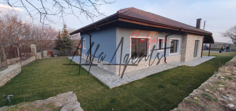 Продава КЪЩА, с. Доброглед, област Варна, снимка 1 - Къщи - 48910278