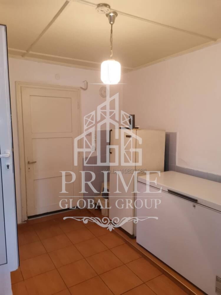 Продава КЪЩА, гр. Айтос, област Бургас, снимка 6 - Къщи - 55186823