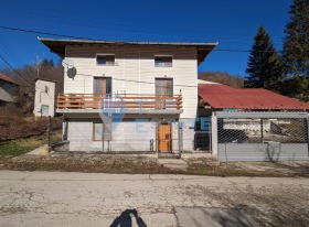 Продажба на имоти в гр. Трявна, област Габрово — страница 7 - изображение 6 